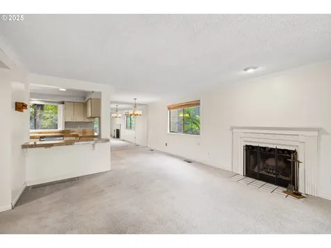 16081 Pearcy Street Lake Oswego OR 97034