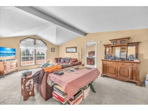 10580 SE Schacht Road Damascus OR 97089