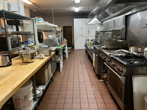 325 Main Street Dallas OR 97338