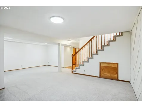 14044 Ne Russell Street Portland OR 97230