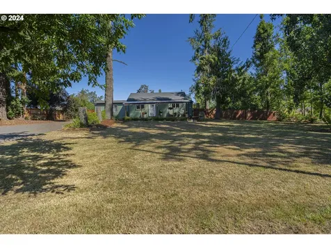 33691 E River Drive Creswell OR 97426