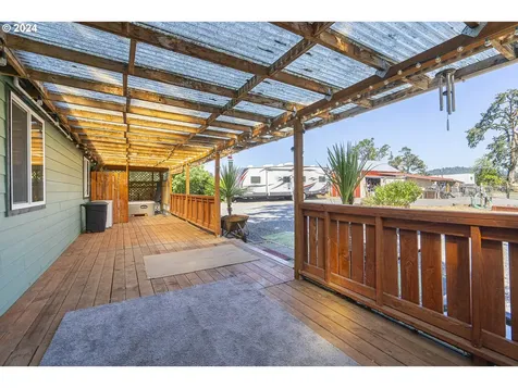 33691 E River Drive Creswell OR 97426