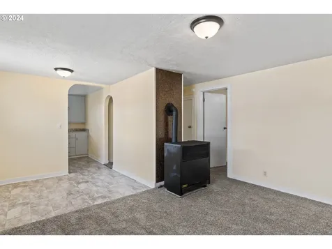 312 Pleasant Avenue Roseburg OR 97470