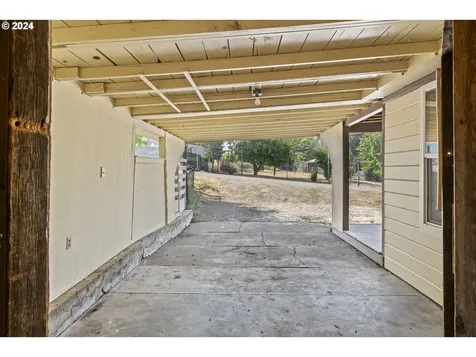 312 Pleasant Avenue Roseburg OR 97470