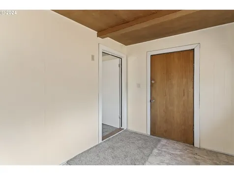 312 Pleasant Avenue Roseburg OR 97470