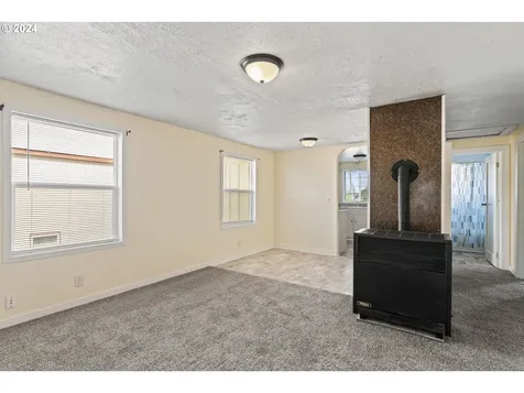 312 Pleasant Avenue Roseburg OR 97470