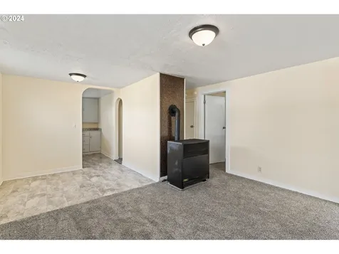 312 Pleasant Avenue Roseburg OR 97470