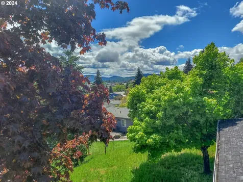 118 Nw Christie Court Roseburg OR 97471