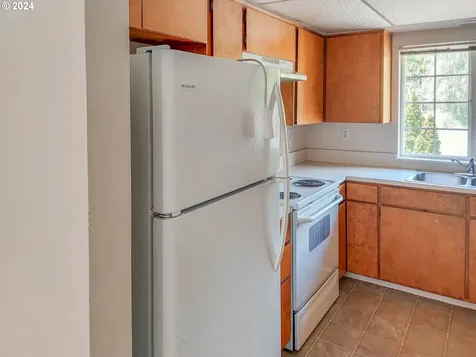 118 Nw Christie Court Roseburg OR 97471