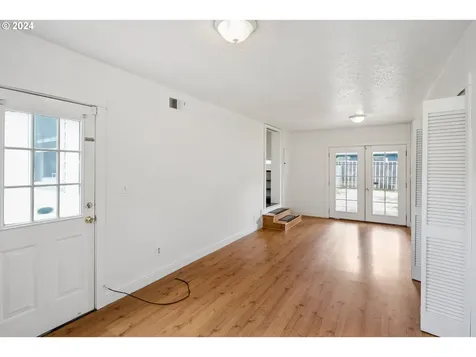 1211 Se 165th Avenue Portland OR 97233