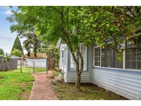 1211 Se 165th Avenue Portland OR 97233