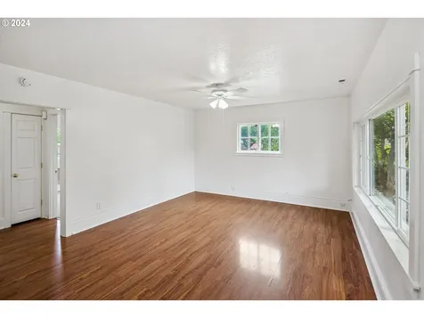 1211 Se 165th Avenue Portland OR 97233