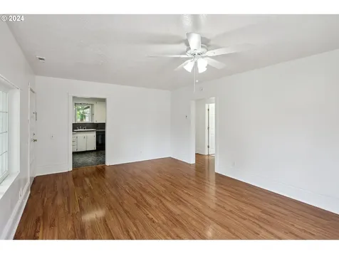 1211 Se 165th Avenue Portland OR 97233