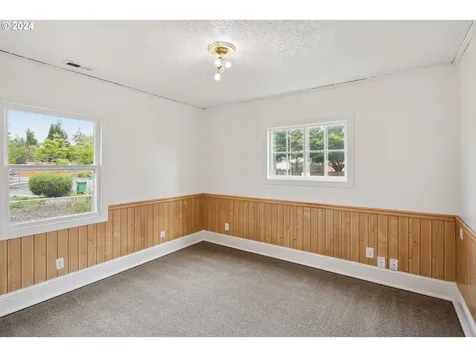 1211 Se 165th Avenue Portland OR 97233