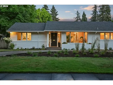 612 Se Manchester Place Portland OR 97202
