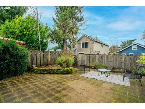 3837 NE Sumner Street Portland OR 97211