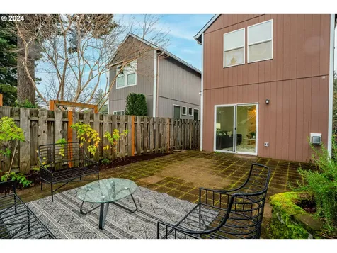 3837 NE Sumner Street Portland OR 97211