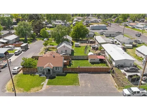 130 Sw 8th Place Hermiston OR 97838