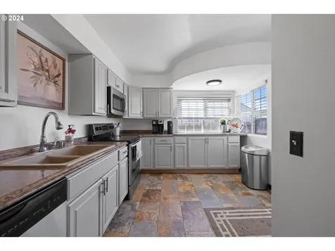 130 Sw 8th Place Hermiston OR 97838