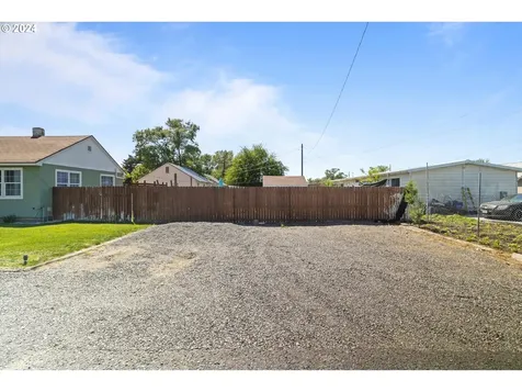 130 Sw 8th Place Hermiston OR 97838