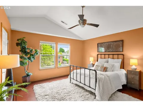 6723 Ne 24th Avenue Portland OR 97211