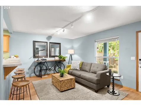 6723 Ne 24th Avenue Portland OR 97211