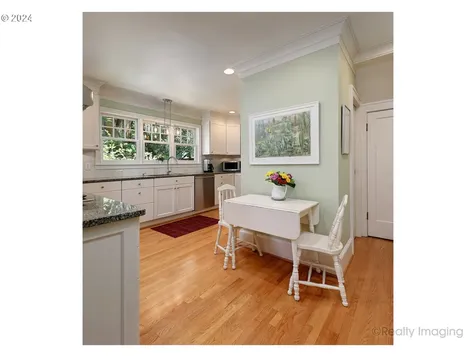 2550 Ne 30th Avenue Portland OR 97212