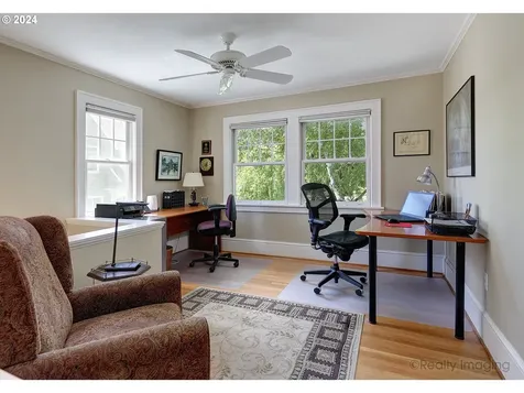 2550 Ne 30th Avenue Portland OR 97212