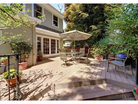 2550 Ne 30th Avenue Portland OR 97212