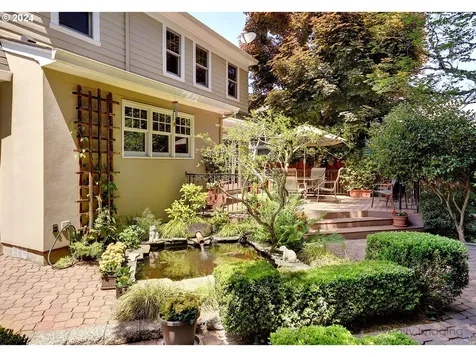 2550 Ne 30th Avenue Portland OR 97212