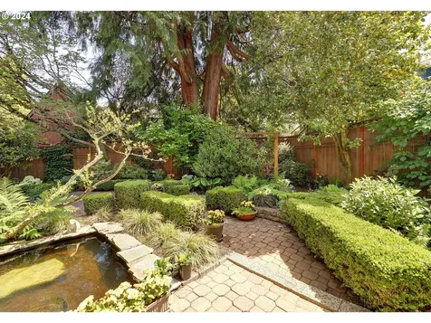 2550 Ne 30th Avenue Portland OR 97212