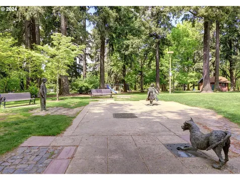 2550 Ne 30th Avenue Portland OR 97212