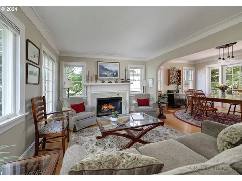 2550 Ne 30th Avenue Portland OR 97212