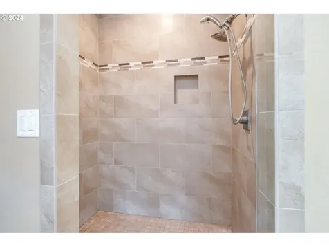 11904 Ne 58th Avenue Vancouver WA 98686