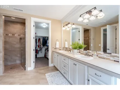 11904 Ne 58th Avenue Vancouver WA 98686