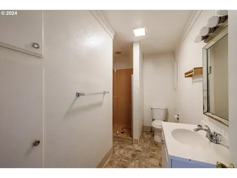4435 SW 99th Avenue Beaverton OR 97005