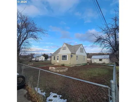 295 S 7th Avenue Elgin OR 97827