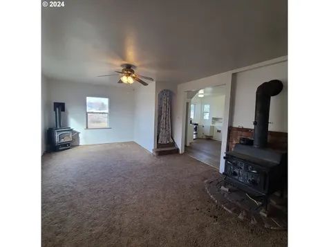 295 S 7th Avenue Elgin OR 97827