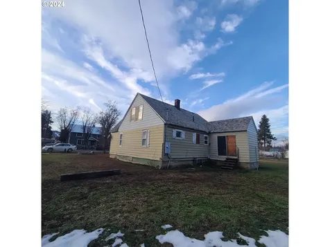 295 S 7th Avenue Elgin OR 97827