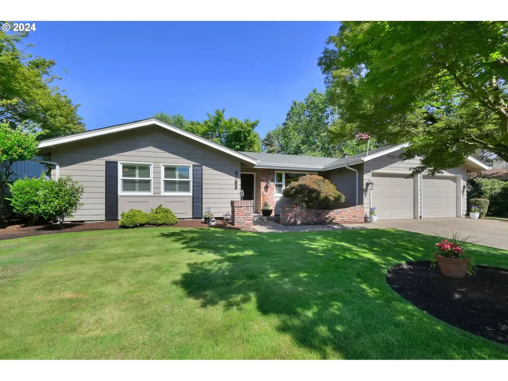 2792 Elysium Avenue Eugene OR 97401