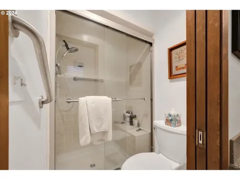 2792 Elysium Avenue Eugene OR 97401