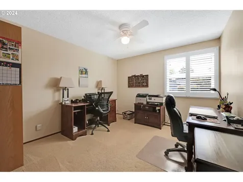 2792 Elysium Avenue Eugene OR 97401