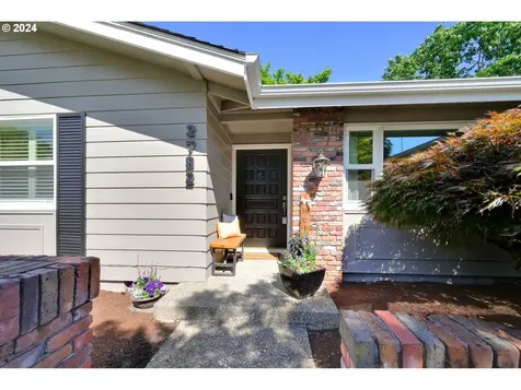 2792 Elysium Avenue Eugene OR 97401