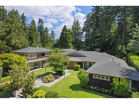 4330 Sw Charming Way Portland OR 97225