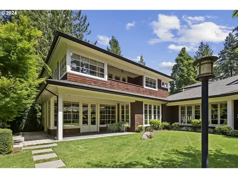 4330 Sw Charming Way Portland OR 97225