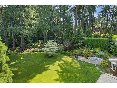 4330 Sw Charming Way Portland OR 97225