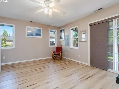 3143 Hemlock Street Longview WA 98632