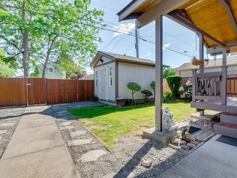 3143 Hemlock Street Longview WA 98632