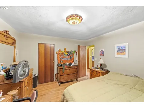 576 Pacific Avenue Coos Bay OR 97420