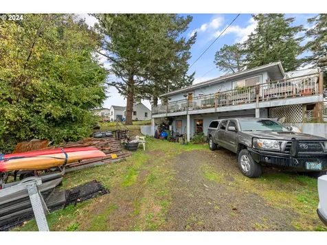 576 Pacific Avenue Coos Bay OR 97420